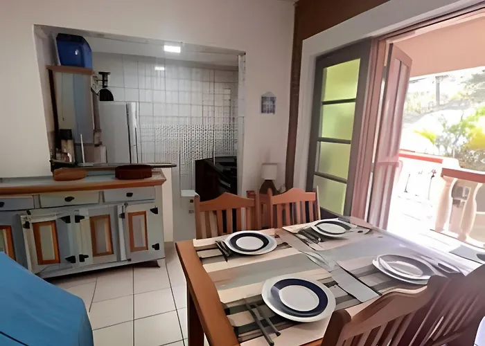 Entre 3 Praias: Santa Rita, Enseada, Perequê Mirim